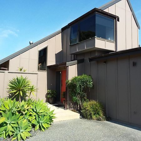104 On Moore Bed & Breakfast Whangamata Exterior foto